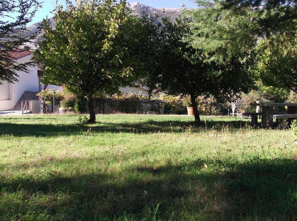 Agriturismo Collevento Trecchina Eksteriør billede